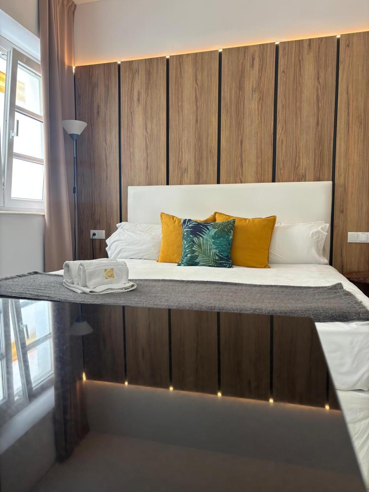 Isa Cadiz Apartment Ngoại thất bức ảnh